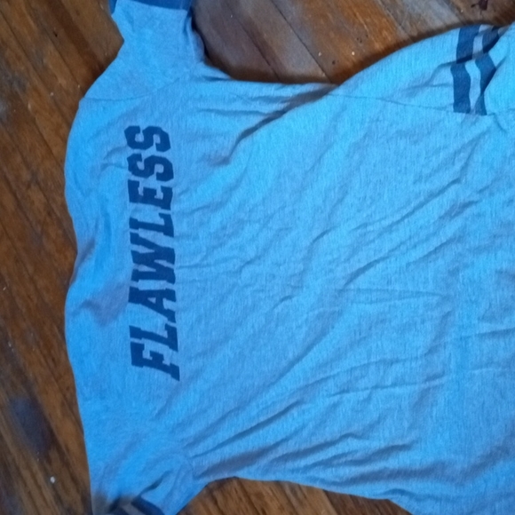 Medium - Picture 2 of 2